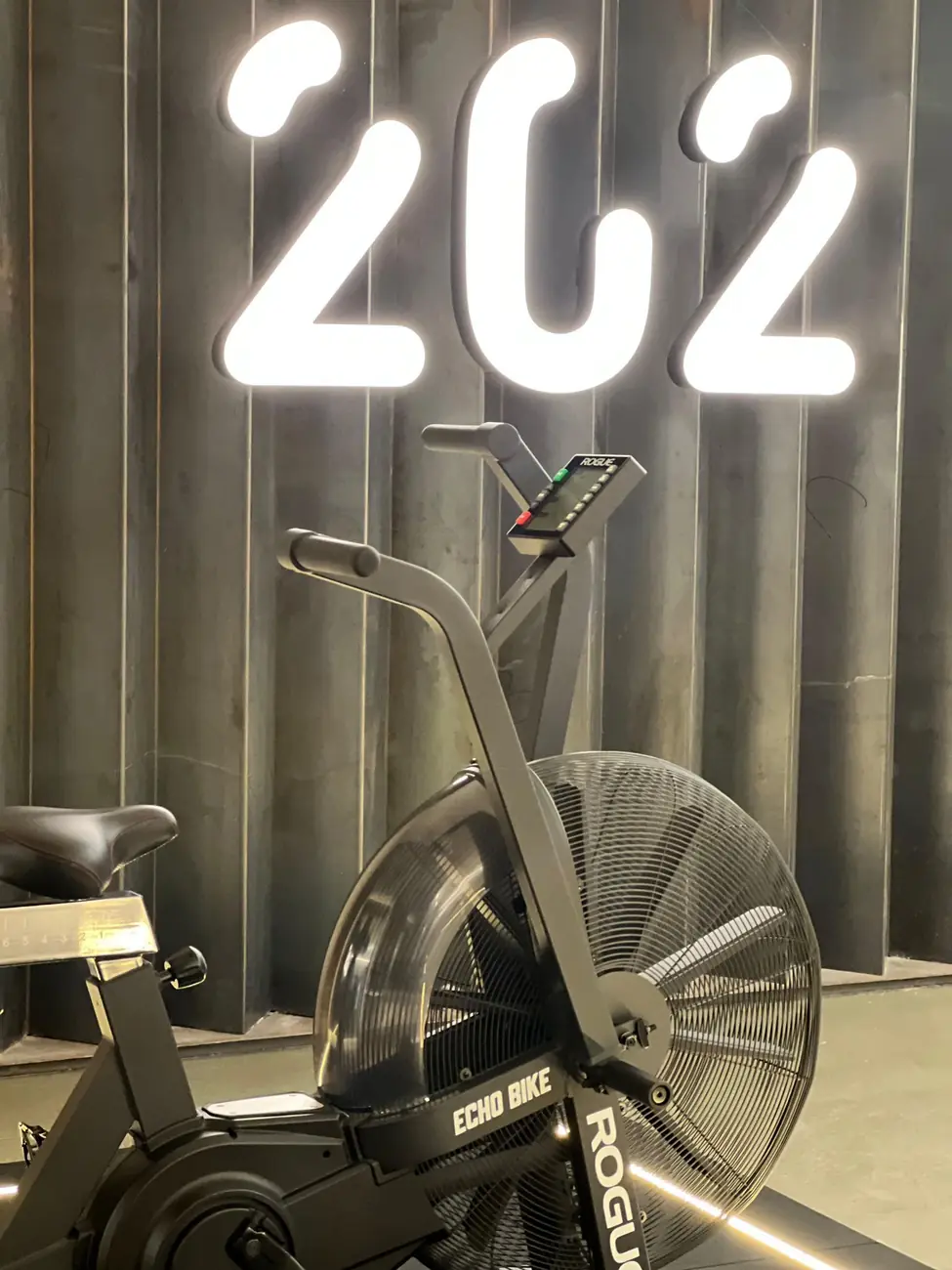 Echo Bike · Logo 202